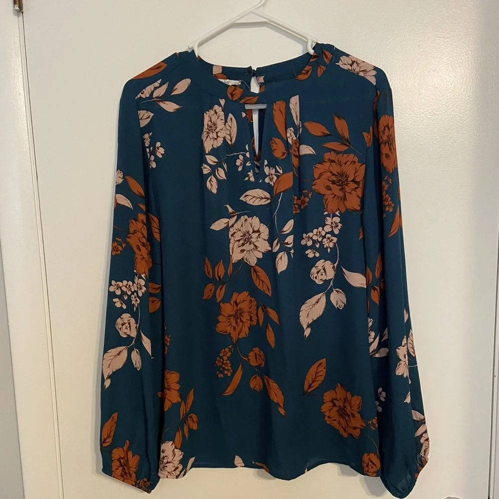 XL Maurice’s blouse - Picture 2 of 7